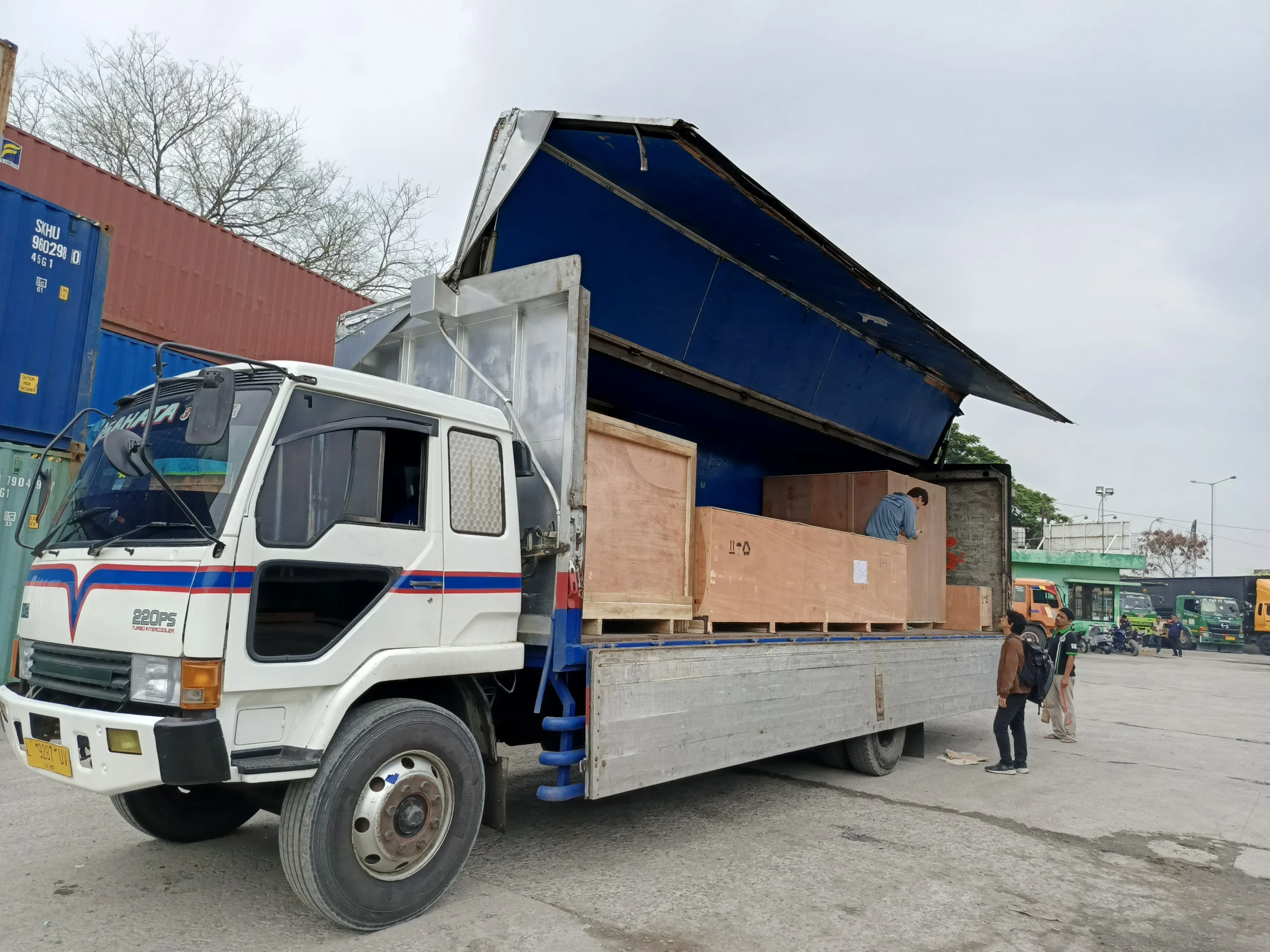 Truck